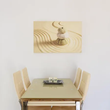 Lydia's East アパート Alikí