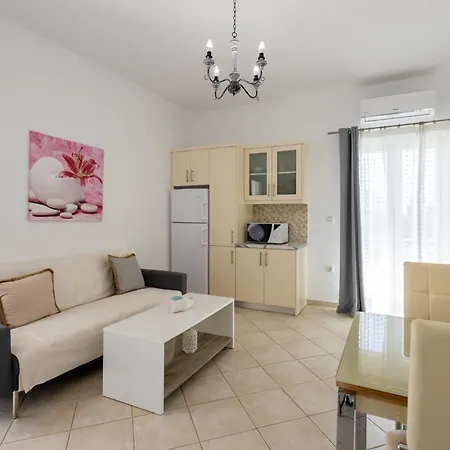 アパート Lydia's East