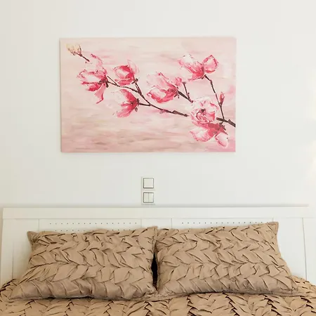 Lydia's East アパート Alikí