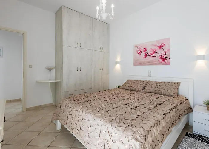 Lydia's East 아파트 Alikí